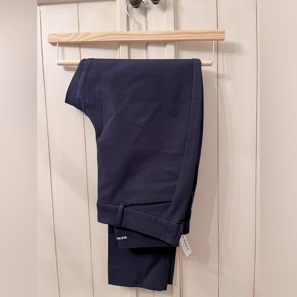 Old Navy High-Rise Pixie Skinny Pants SZ 10 Color: Navy Blue- Brand New w/tags
